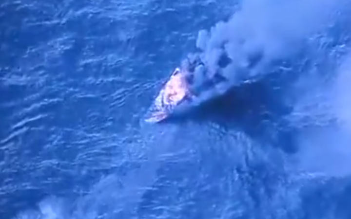 США заявили, що завдали ударів по трьох човнах у Тихому океані. Загинули 8 людей