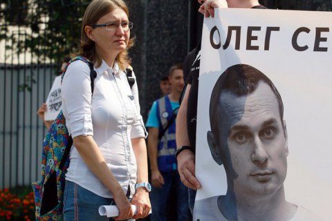 Порошенко надав українське громадянство сестрі Сенцова й екс-депутату Держдуми РФ Пономарьову