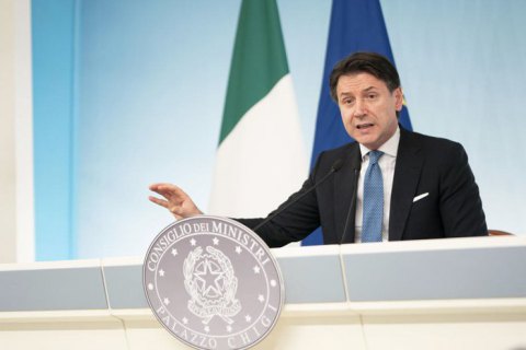 Прем'єр Італії зібрався у відставку на тлі політичної кризи