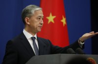Китай виступив проти санкцій, які ЄС пропонує застосувати щодо компаній, котрі торгують із Росією
