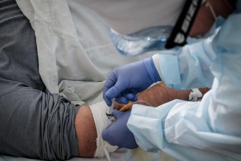 В Украине за сутки подтвердили 588 новых случаев заболевания коронавирусом (обновлено)