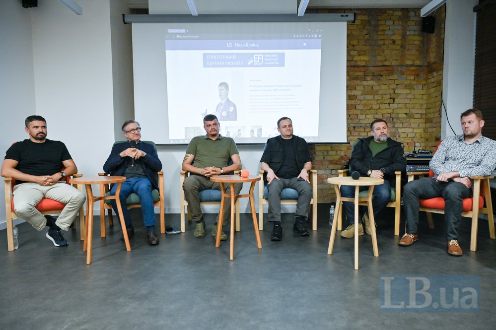 From left to right: Ihor Liski, Serhiy Taruta, Artem Lysohor, Oleksiy Kuleba, Serhiy Hayday and Denys Kazanskyy