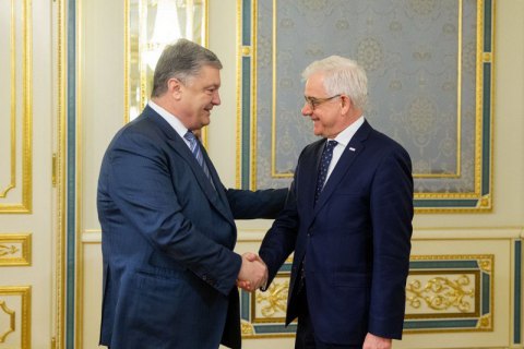 Порошенко и глава МИД Польши провели переговоры в Киеве