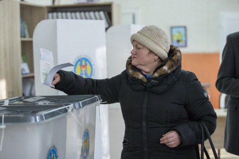 В выборах парламента Молдовы приняли участие около 49% избирателей