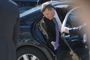 Янукович все реже провоцирует пробки