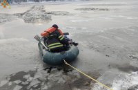 В Кировоградской области провалились под лед и утонули двое детей
