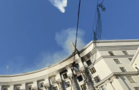 Унаслідок атаки постраждала будівля Кабміну. Прем'єрка показала фото 
