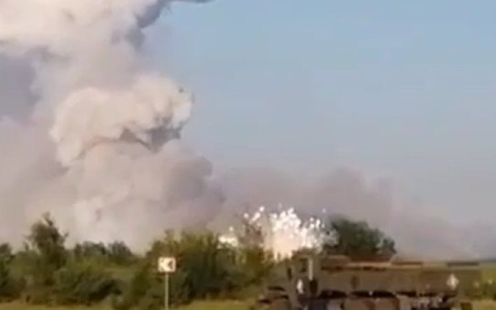 Дрони СБУ атакували великий склад боєприпасів у Воронезькій області РФ, — джерела