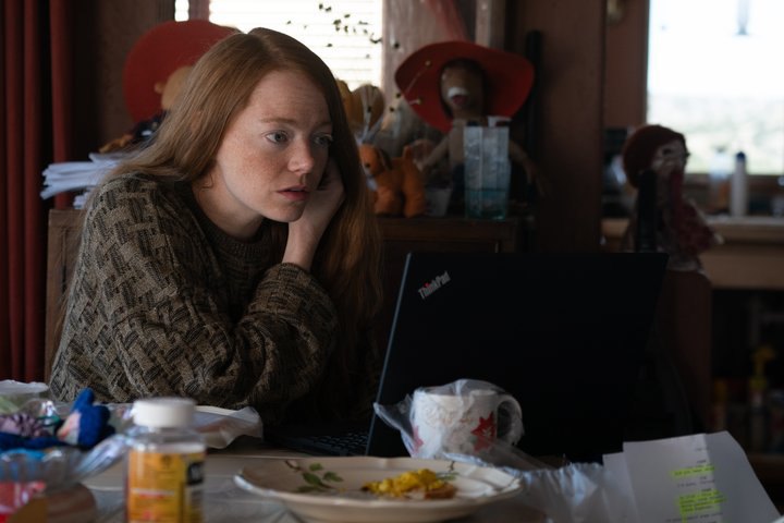 Кадр з фільму 'Еддінгтон'.