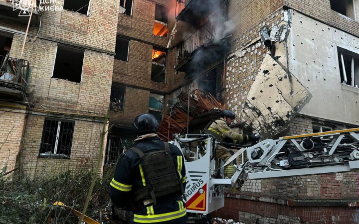 Зеленський: Росія вночі застосувала понад 440 дронів і 32 ракети