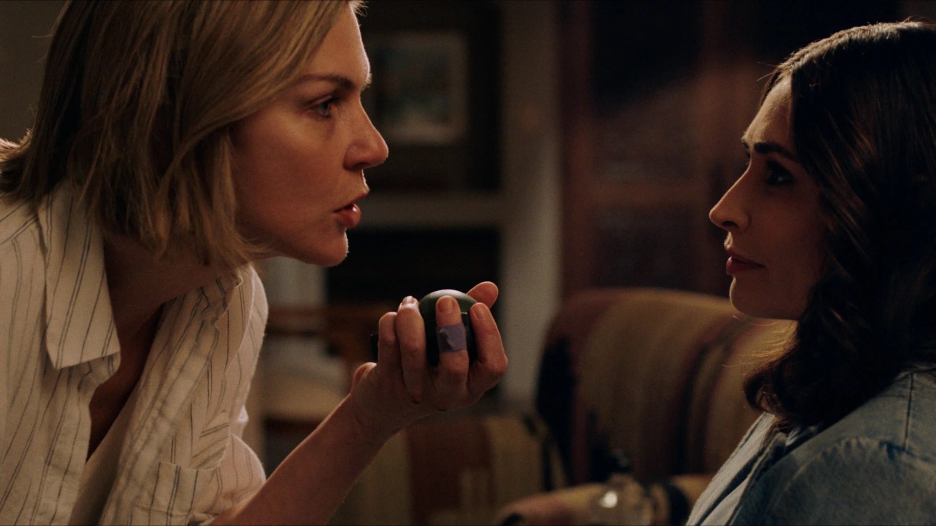 Кадр із серіалу «Єдина» (Pluribus)