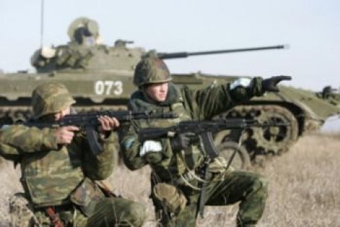 Россия проводит военные учения у границ Украины