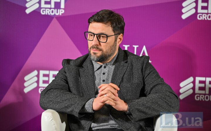 ​Директор YASNO: поки в Києві без тепла сотні будинків, стабільності зі світлом чекати важко