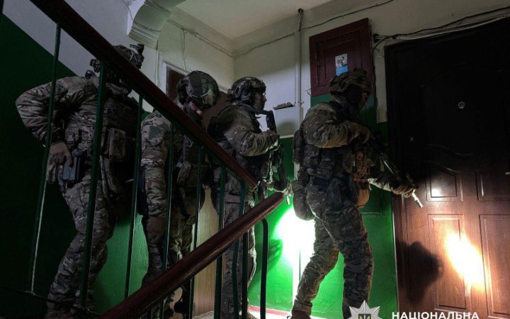 ​Нацпол проводить понад 200 обшуків у рамках спецоперації з ліквідації наркобізнесу