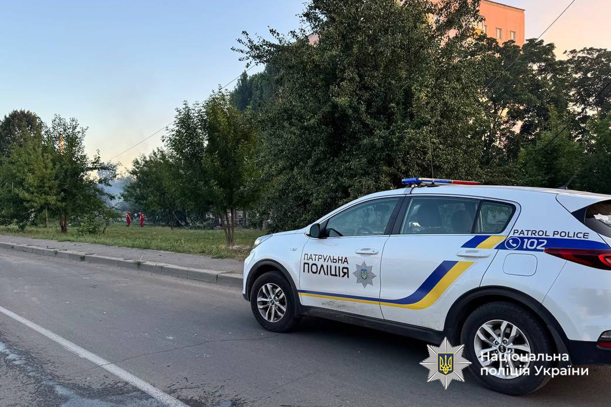 Авто поліції на місці атаки