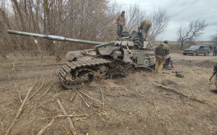 Два "тигри", вантажний автомобіль і танк: на Сіверщині продовжують знищувати російську техніку