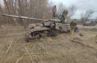Два "тигри", вантажний автомобіль і танк: на Сіверщині продовжують знищувати російську техніку