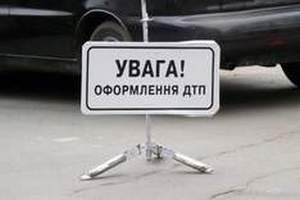 В Одесі за ніч розбилися чотири автомобілі, що брали участь у незаконних перегонах