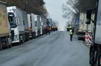 ДПСУ: У Польщі на шести пунктах пропуску заблоковано майже 2100 вантажівок