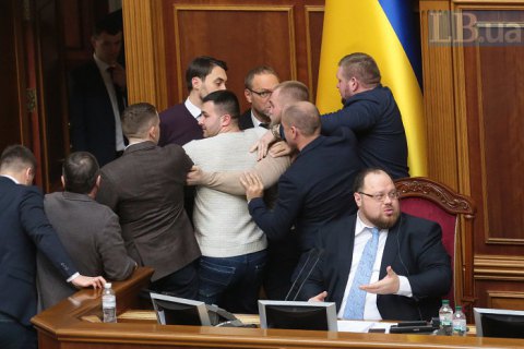 В Раде подрались из-за законопроекта о земле