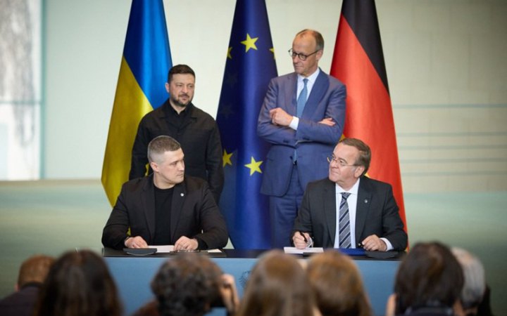 Під час візиту Зеленського до Німеччини підписано 10 двосторонніх документів