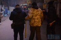 "Титушки" напали на машины Автомайдана на Петровке в Киеве