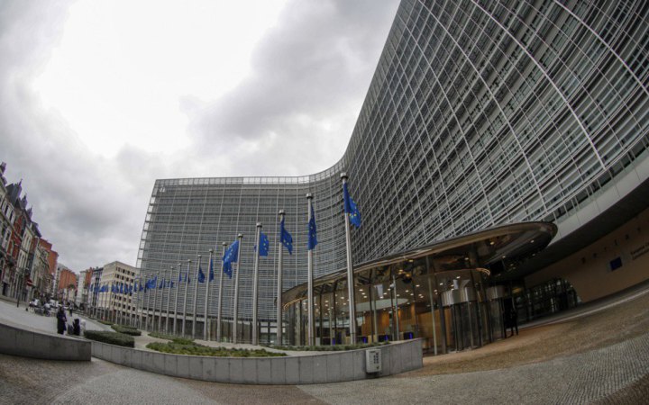 Єврокомісія хоче встановити у своїй штаб-квартирі систему захисту від дронів-шпигунів, − ЗМІ