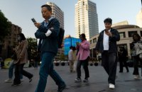 Шанхай евакуював 280 000 мешканців через наближення тропічного шторму