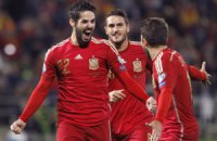 Испания на игру против Украины добиралась поездом