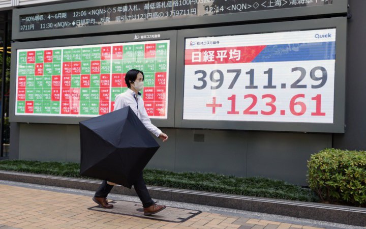 США оголосили про підписання "найбільшої торговельної угоди" з Японією