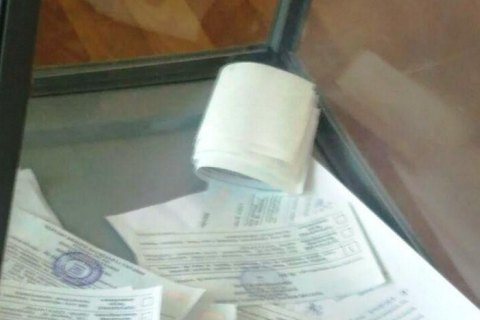 "Опора" зафіксувала вкидання бюлетенів у Луганській області