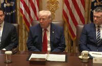 Трамп прокоментував інформацію про імовірне перенаправлення допомоги Україні на Близький Схід