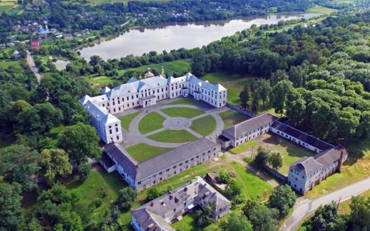 Частину приміщень Вишнівецького палацу на Тернопільщині повернули державі