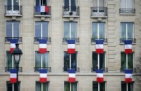 Франция почтила память жертв парижских терактов
