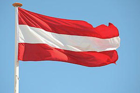 Вибори президента Австрії перенесли на невизначений термін через поганий клей