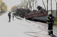 В Черкасской области перевернулась цистерна с аммиачной водой