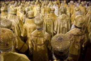 ​Попытка объединения двух ветвей украинского православия закончилась скандалом