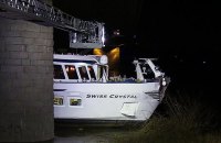 В Германии пассажирское судно врезалось в опору моста, более 20 пострадавших
