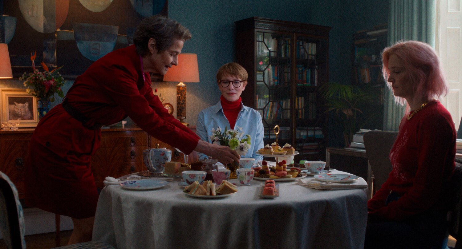  Кадр з альманаху 'Батько, мати, сестра, брат'