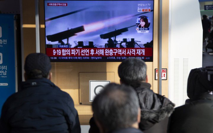 КНДР випустила артснаряди поблизу південнокорейського прикордонного острова