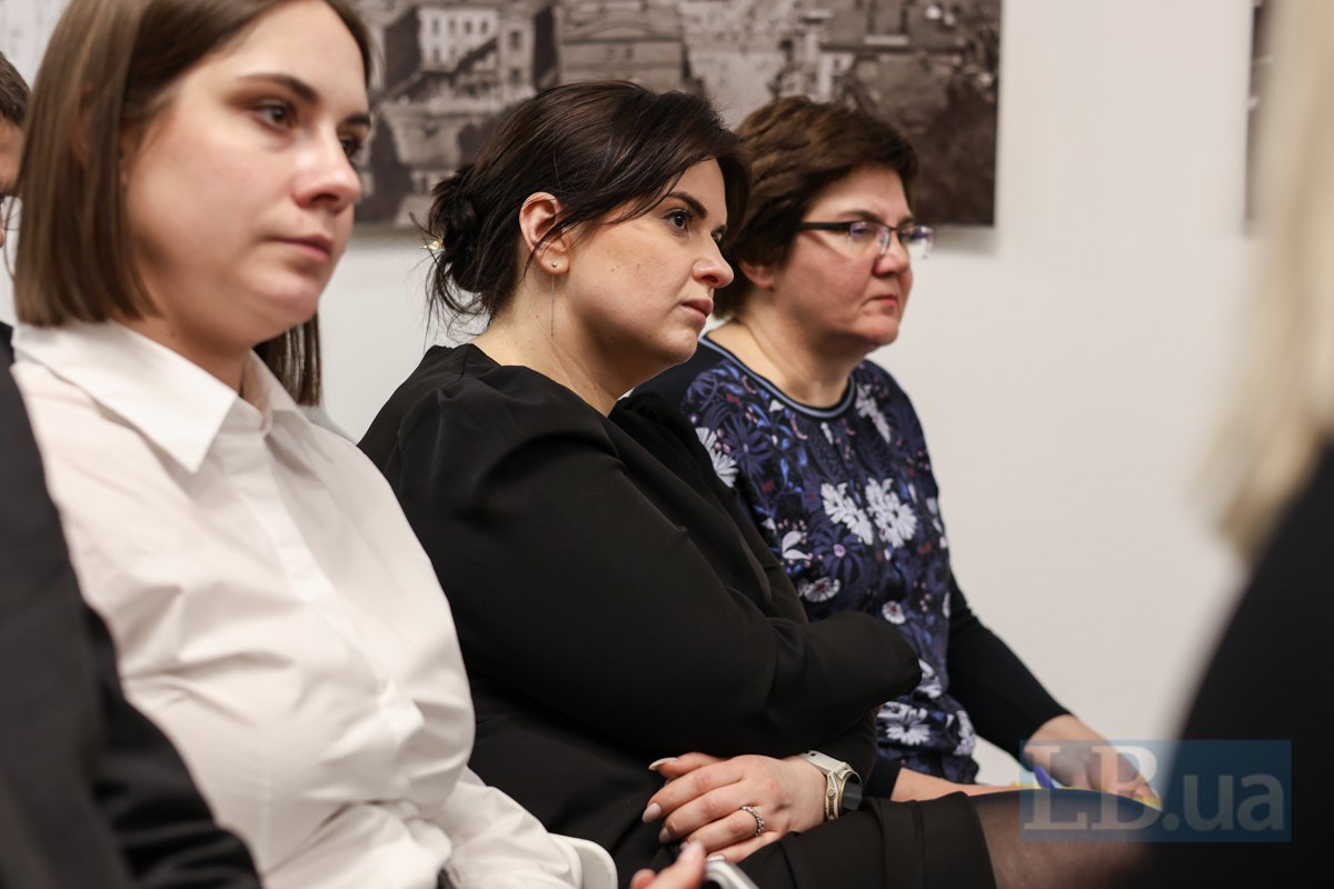 Зліва направо: директор Департаменту правового забезпечення ДПСУ Дар’я Косіч, директор Департаменту трансфертного ціноутворення Кацан Юлія , директор Департаменту контролю за підакцизними товарами Ольга Данилова