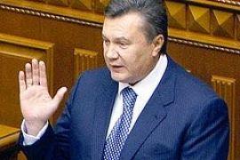 Янукович внес в Раду измененный закон об обороне