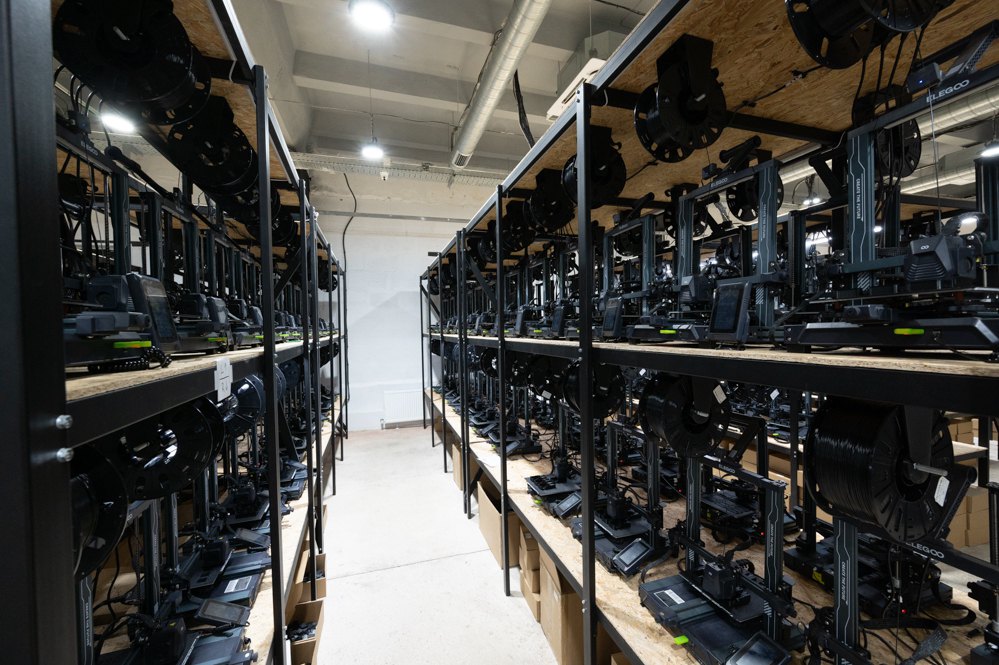 Підприємство з виробництва дронів-перехоплювачів.