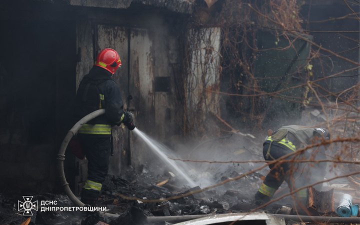 Росія атакувала промислове підприємство і центр реабілітації в Дніпрі (оновлено)