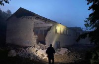 Унаслідок ворожих обстрілів Харківщини пошкоджені будинки, школа та офісні будівлі