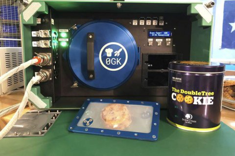 В США запустили ракету Antares с духовкой для астронавтов