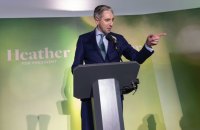 Ірландія передала Україні дві автоколони з технікою і роботами для розмінування