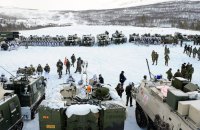 НАТО розпочало в Арктиці навчання “Cold Response”: відпрацюють роль цивільних у підтримці військових