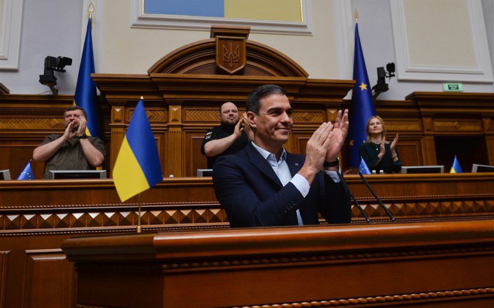 Іспанія підтримує створення Ради Україна-НАТО і вступ України до ЄС, – спільна декларація Зеленського та Санчеса