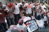 На Банковой "зомби" требовали запретить российское кино